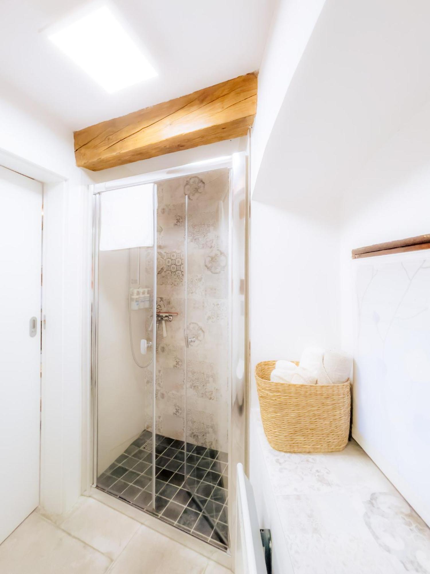 Apartment Villa Irena Great For A Family Holiday With Free Parking And Ev Station Ajdovscina Exterior photo